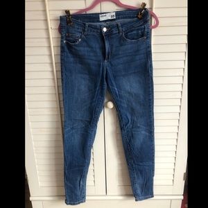 Dark wash Garage skinny jeans
